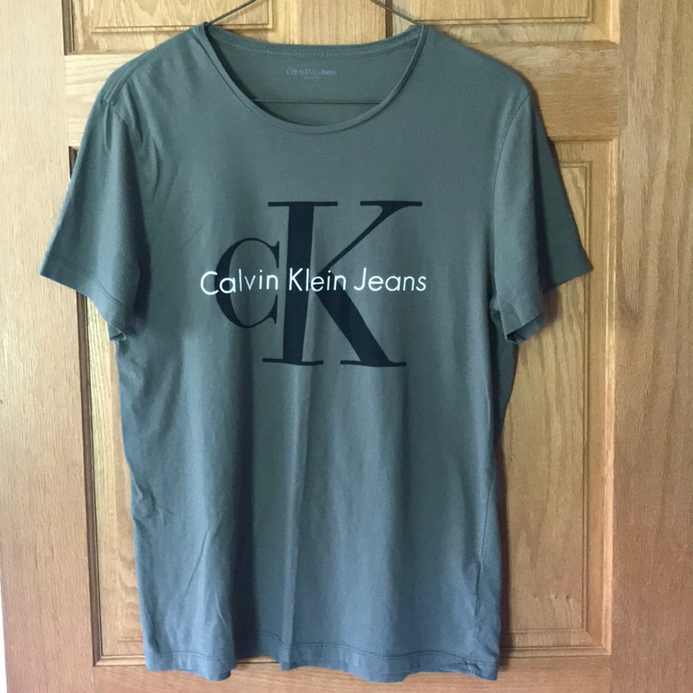 Calvin Klein Jeans large shirt